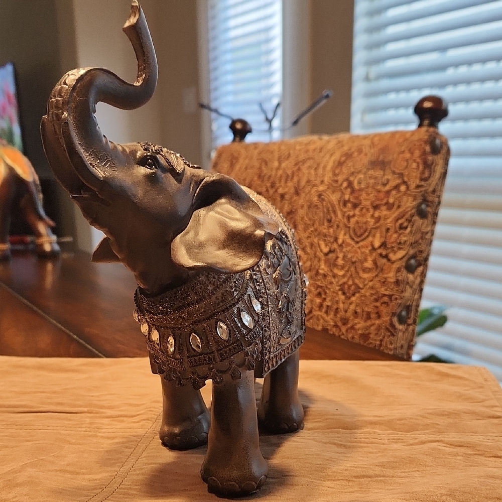 Decorative Dark Gray Elephant Figurine with Embellished Saddle